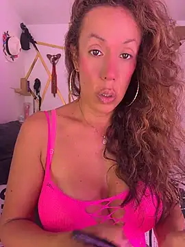YOURSDEBORA online show from July 13, 7:14 pm