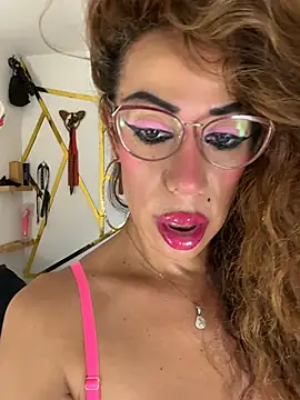 YOURSDEBORA online show from July 29, 8:53 pm