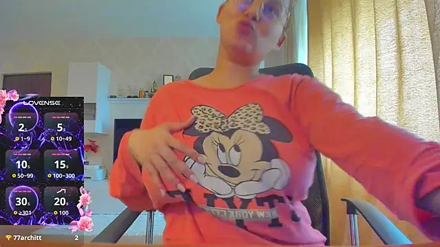 hot evil queen online show from October 6, 8:53 am