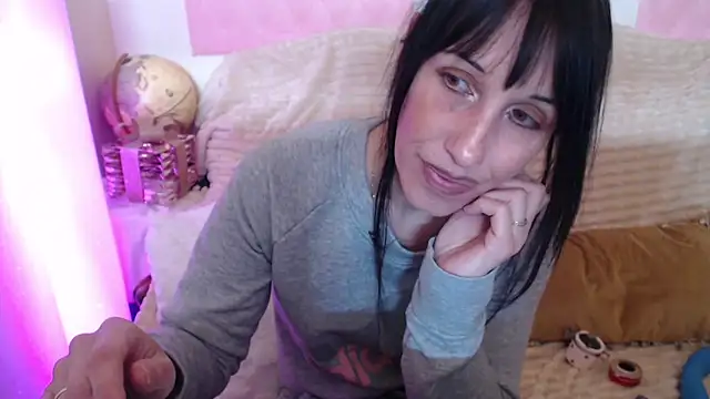 -carla- online show from May 15, 6:27 am