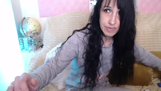 -carla- online show from May 16, 6:49 am