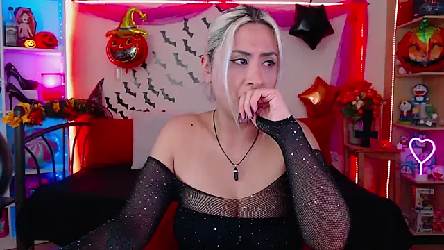 Annie p online show from November 2, 12:14 am