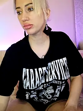 Fuck-Gina online show from February 28, 4:12 am