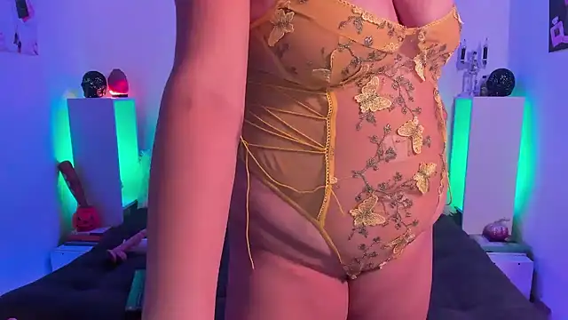 LillyCandy online show from October 22, 3:00 am