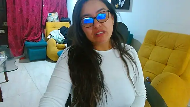 Ixchel Anaid online show from June 14, 3:08 am