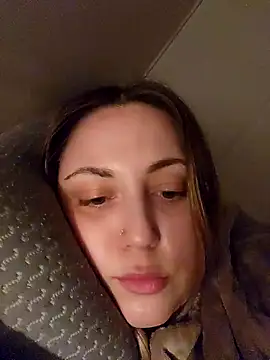 sofiabichota online show from February 5, 6:33 pm