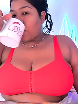 paola091 online show from April 16, 11:32 am