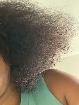 CurvyDesire1 online show from April 19, 7:52 am