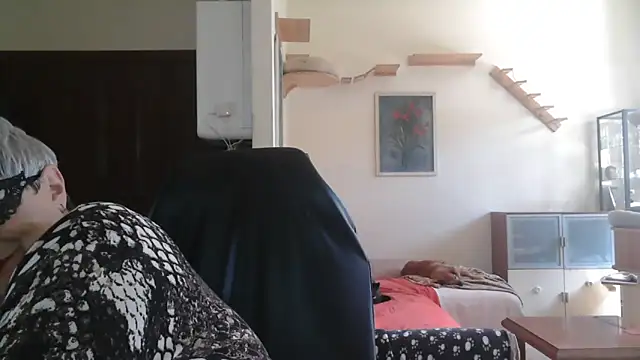 simona60 online show from May 12, 1:18 pm