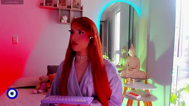 Angel Peach online show from March 9, 1:25 pm