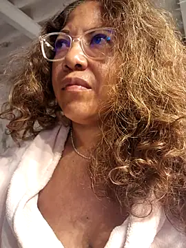 mila38 online show from October 25, 10:38 pm