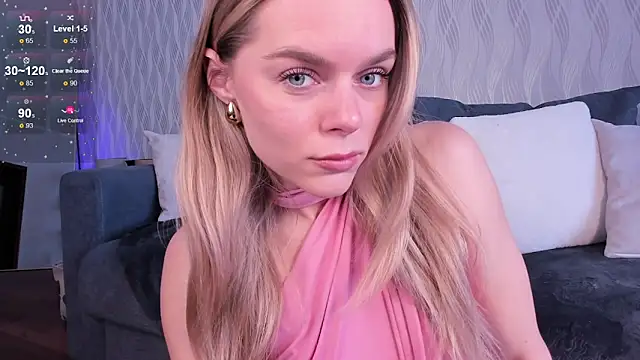 CharliSweet online show from February 19, 11:10 am