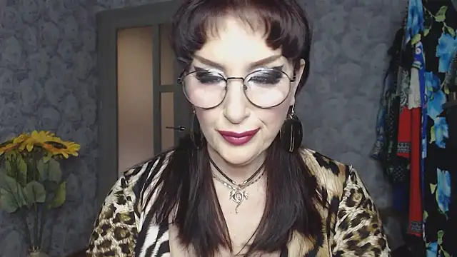 Aziza1 online show from April 18, 2:41 pm