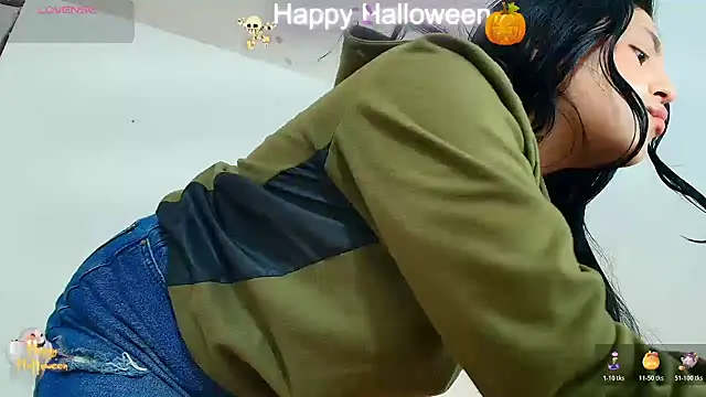 Snapshot of Anal_Milky_Momma chatting on October 30, 2:40 pm Anal Milky Momma online show from October 30, 2:40 pm