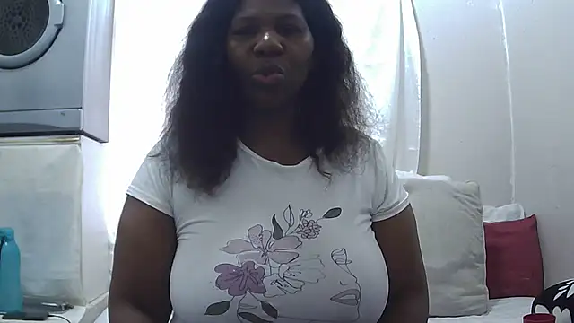 Delicioussexy online show from October 4, 7:14 am