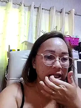 asianwet4u online show from September 12, 5:19 am