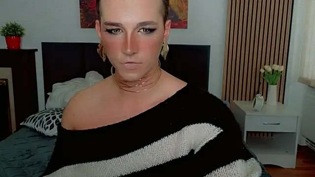 HelenSpellman online show from June 27, 6:03 am