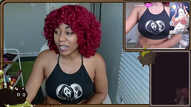 Snapshot of Cheybaaee chatting on October 19, 5:15 pm Cheybaaee online show from October 19, 5:15 pm