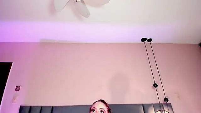 JupiteFox online show from April 7, 12:56 am