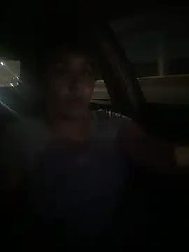 Aw ThROAt9 online show from June 1, 3:52 am
