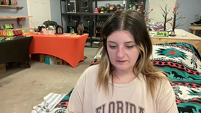 Snapshot of magicsparkles chatting on October 9, 9:41 pm magicsparkles online show from October 9, 9:41 pm