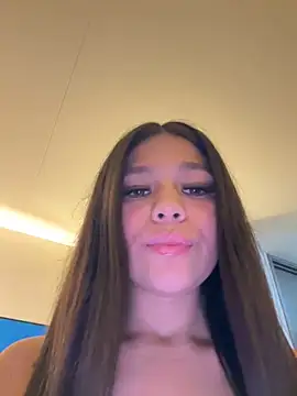 Alyshanon18 online show from May 16, 12:46 am