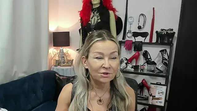 crystaLUX online show from June 18, 4:36 am