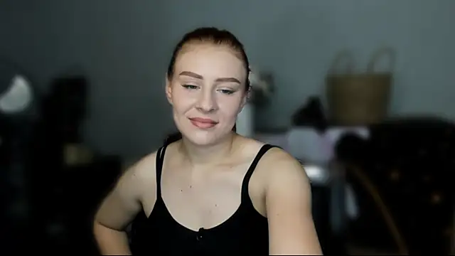 KindKristy online show from July 25, 5:25 am