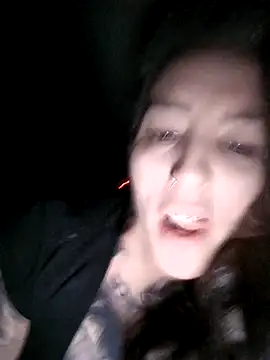 vamporasuccubus19777 online show from October 19, 6:15 am