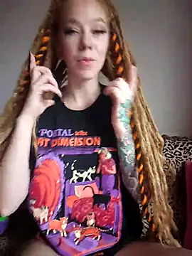 LucidLucy online show from November 6, 1:17 pm