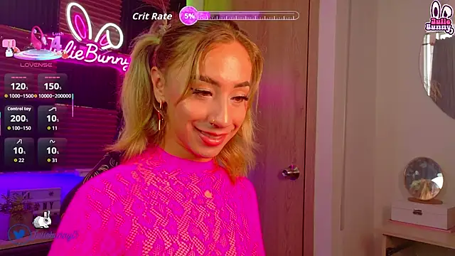 Littlebunny21 online show from June 30, 8:19 pm
