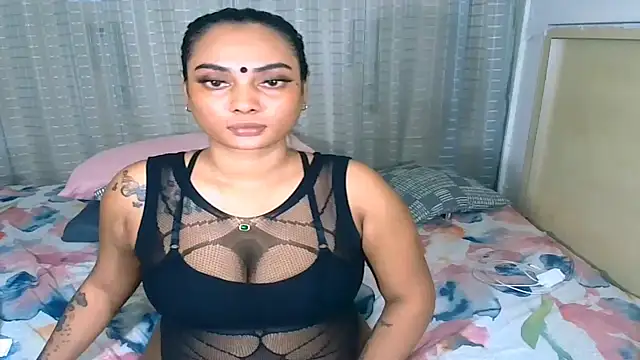sexyindianchic online show from November 21, 10:34 pm
