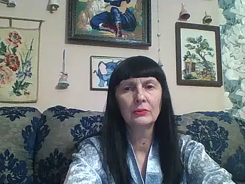 MelanyBanks online show from February 10, 4:10 pm