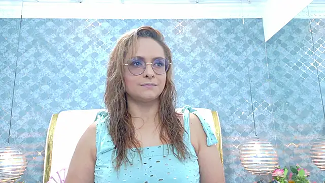 Snapshot of MarilynVega1 chatting on October 13, 2:31 pm MarilynVega1 online show from October 13, 2:31 pm