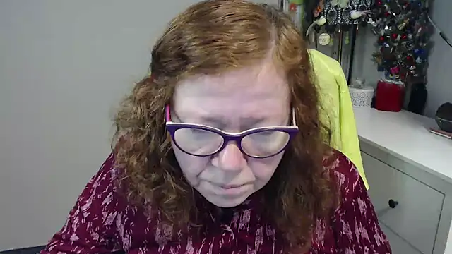 Adelewildx online show from January 6, 5:22 am