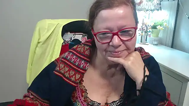 Snapshot of Adelewildx chatting on October 6, 3:12 am Adelewildx online show from October 6, 3:12 am