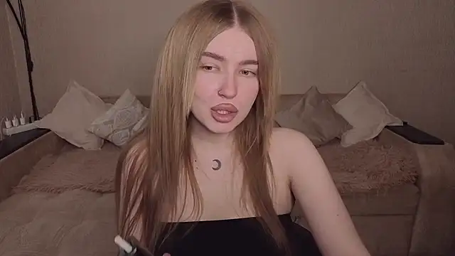 ViolettaLopez online show from May 9, 3:14 pm