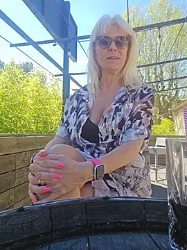 Nathotsexy1 online show from April 10, 9:59 am