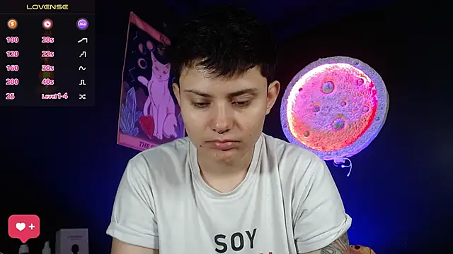 girl intense444 online show from November 14, 1:11 pm