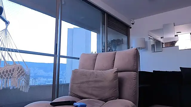 mandi4pole  online show from September 20, 10:30 pm