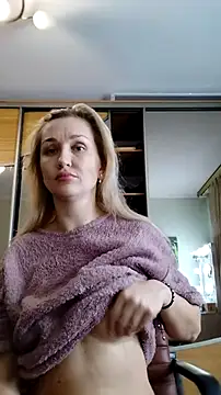 Hotty Evochka online show from November 20, 11:11 am