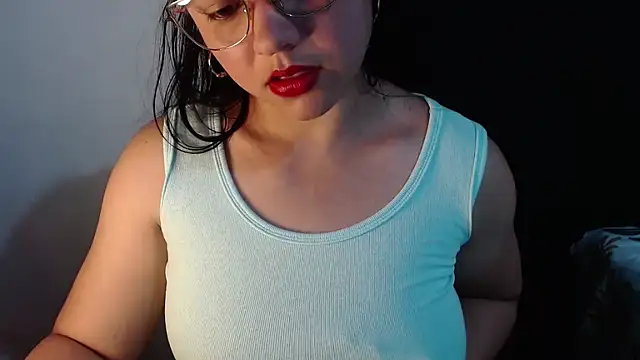 lizbodu online show from March 6, 1:55 am