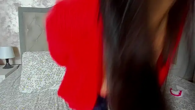 JennaMyers online show from January 17, 9:00 pm