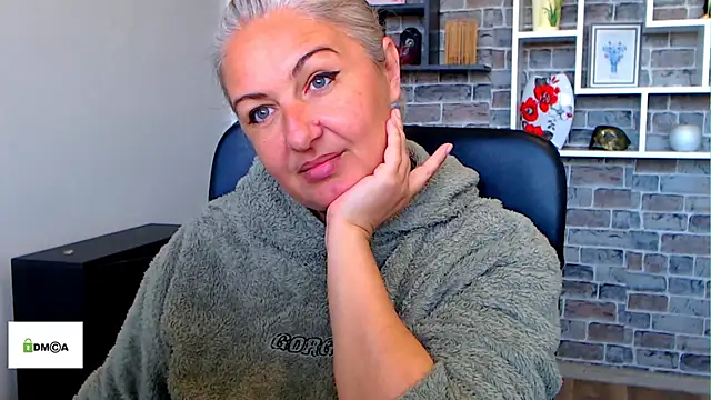 angel devil milf online show from March 13, 11:44 am