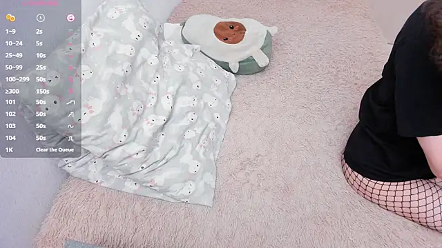 loliwoods online show from October 30, 1:12 pm