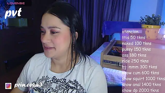 princesskelly online show from February 18, 4:22 am