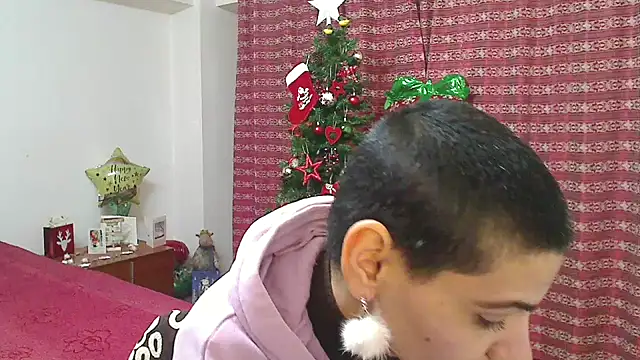 hotSANDRA STARR online show from February 18, 9:36 pm