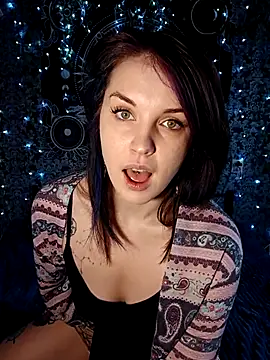 LazyTanukii online show from October 22, 6:51 am