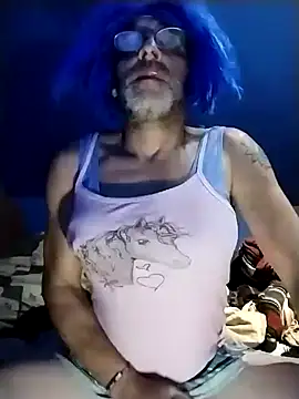 Snapshot of MirthildaVenza chatting on October 3, 9:03 am MirthildaVenza online show from October 3, 9:03 am