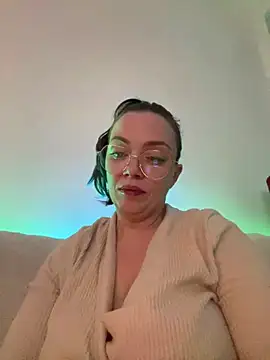 FemDom RubyKnightXXO online show from July 28, 8:23 pm